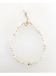 Ellyr Gina White Pearl Bracelet