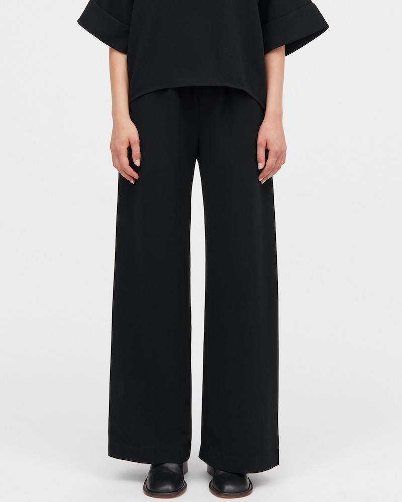 MKDT Mark Tan Palmira pants crepe black wide leg bukser med vidde