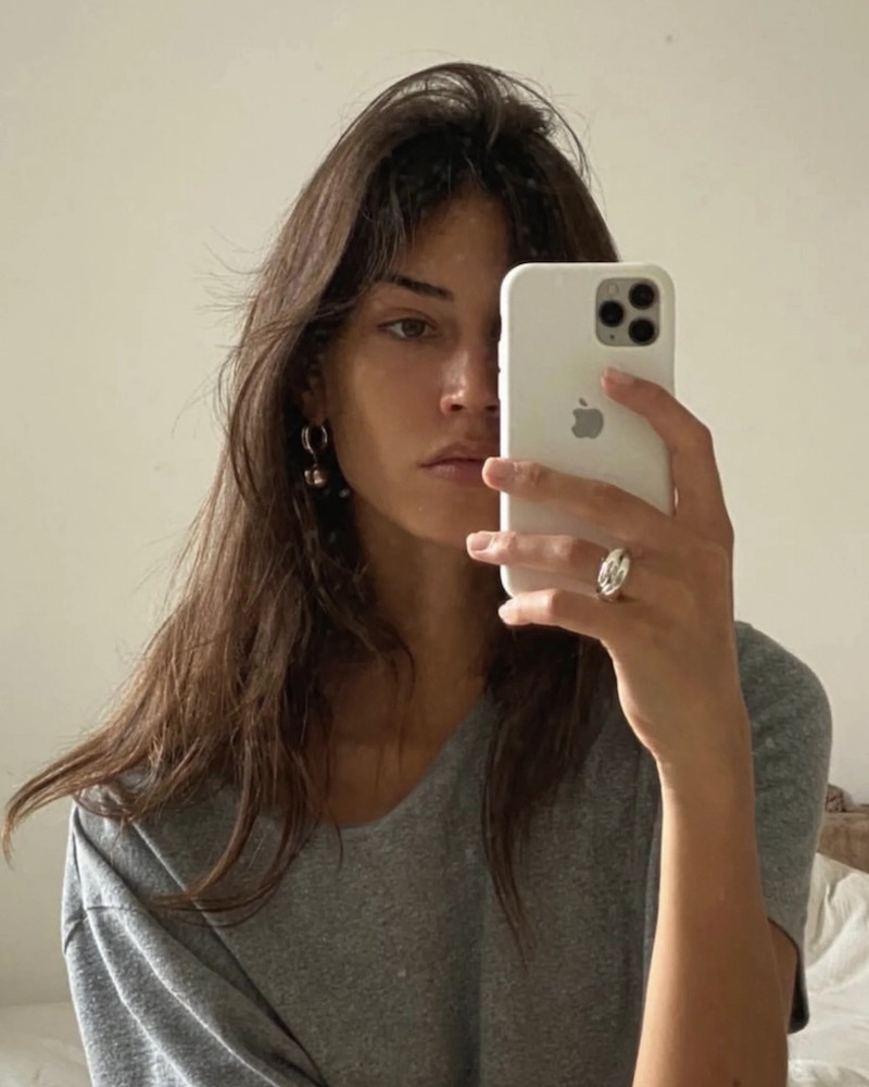 Lié Studio The Sofie Sølv Ring på model