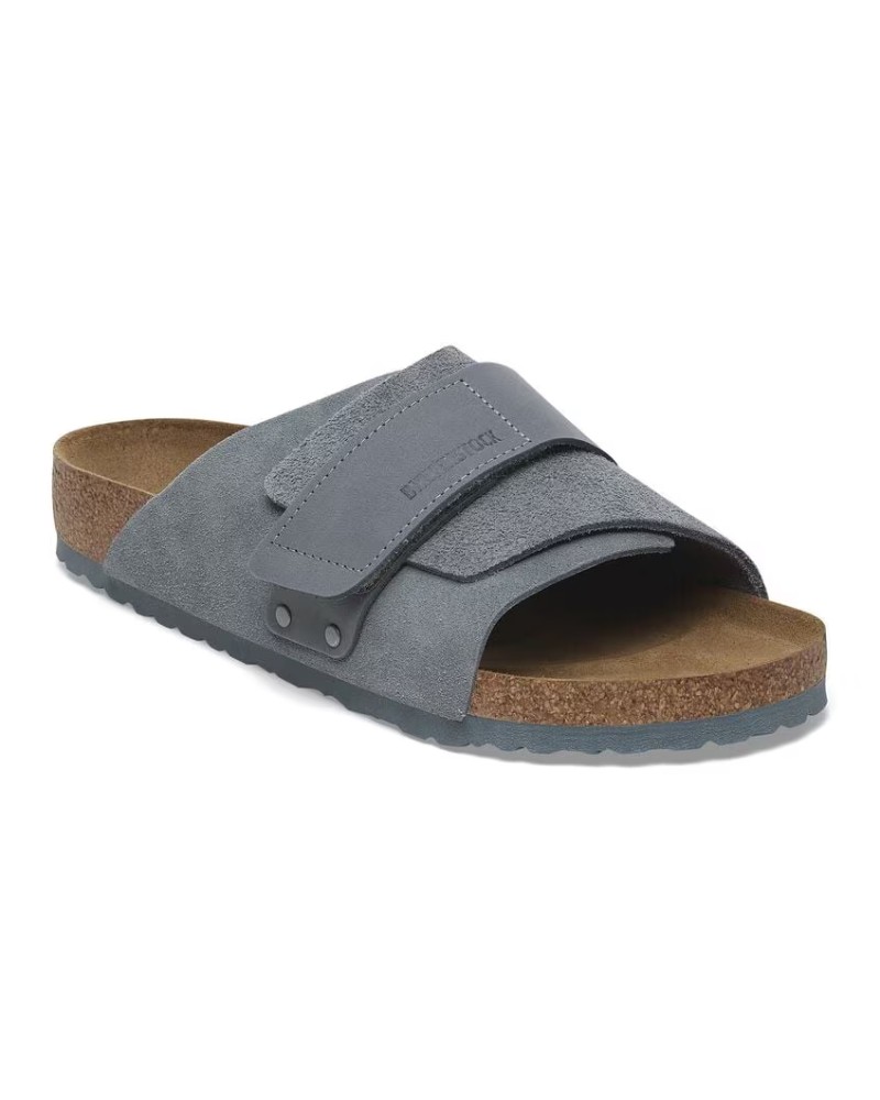 Pack shot af Birkenstock Kyoto Nubuck Leather Suede Blue Sandal på hvid baggrund