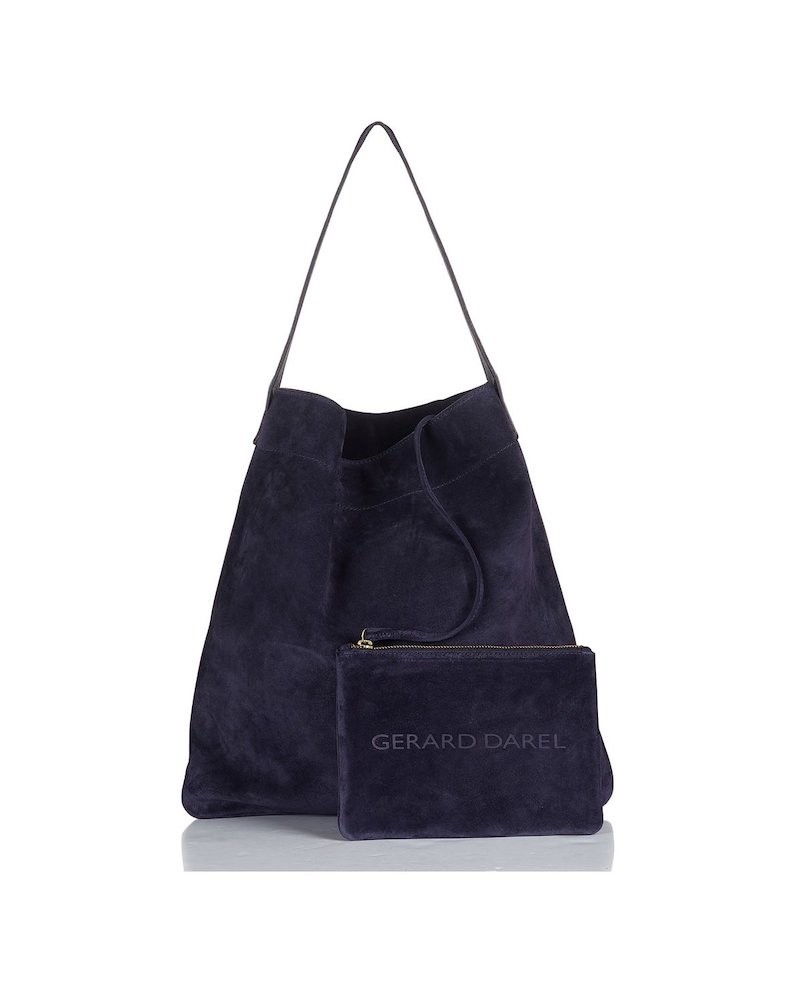 Pack shot af Gerard Darel Lady taske I mørkeblå ruskind på hvid baggrund