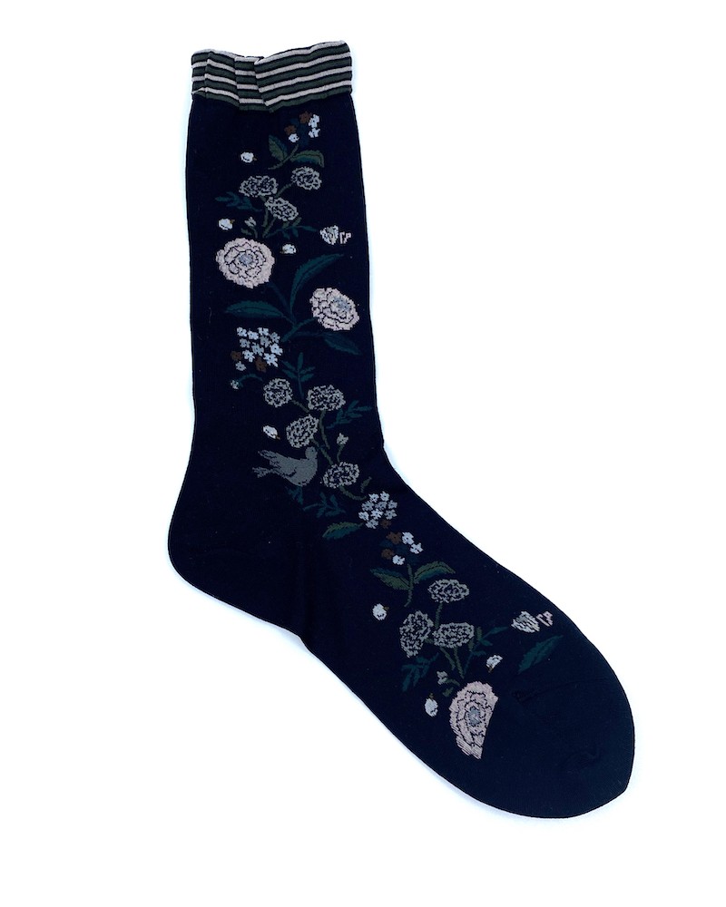Pack shot af Antipast AM-802 Bouquet Socks Black sorte strømper på hvid baggrund