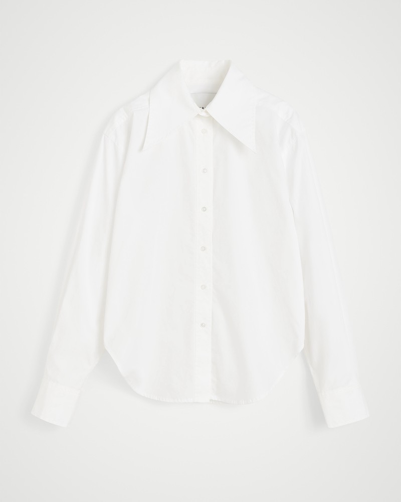 Pack shot af Herskind Dara Shirt White Hvid Skjorte på neutral baggrund