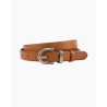 Pack shot af Plissé Copenhagen Raye Belt Cognac Bælte på neutral. baggrund