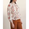 Moismont Viviane Shirt No. 732 Tribe Natural Ecru Skjorte med tribe print på model