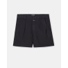 Pack shot af Closed Revel sorte hør shorts på neutral baggrund