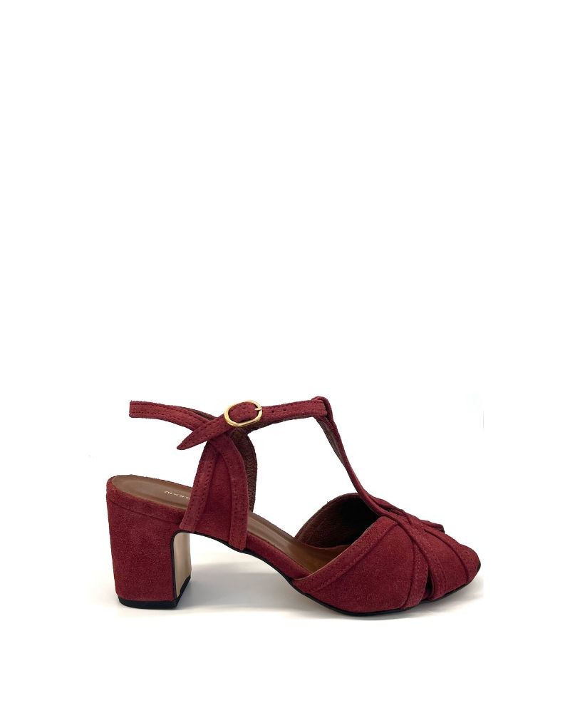 Pack shot af Anonymous Copenhagen Therese 55 Calf Suede Pomegranate Bordeaux Ruskinds sandal på hvid baggrund