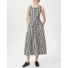 Nué Notes Livorno Skirt Black Creme Check Ternet nederdel stylet med Prato vest på model set forfra