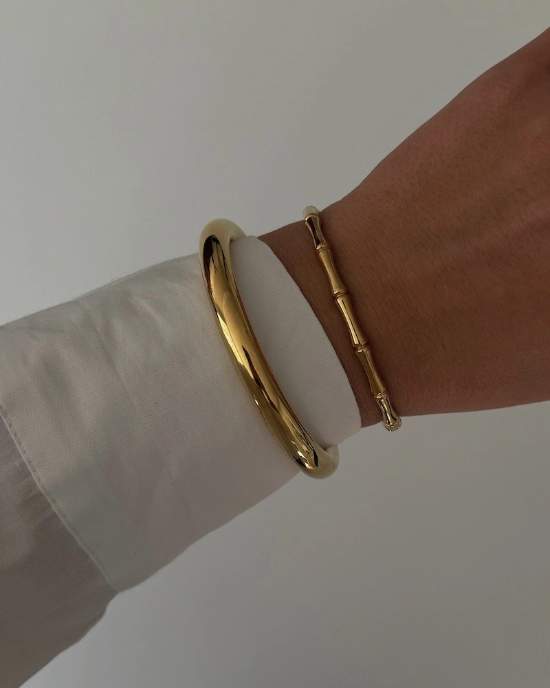 Ellyr Copenhagen Babette Forgyldt Armbånd på model