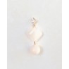Pack shot af Ellyr Copenhagen Safina ørering lyserød jade på neutral baggrund