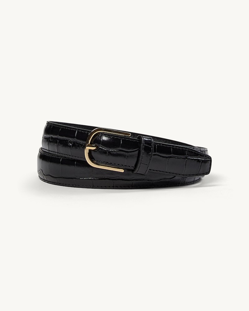 The Garment Kaja Belt Black Sort Croco Præget Skind Bælte på neutral baggrund