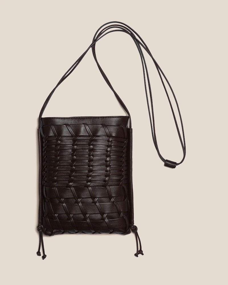 Pack shot af Hereu Trena Bag Dark Brown Mørkebrun taske på neutral baggrund