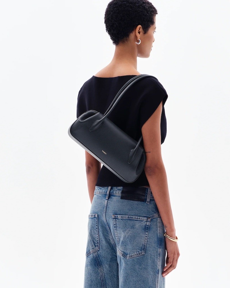 Yuzefi Oyster Shoulder Bag Black sort skulder taske