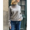 Vanessa Bruno Fresia sweater i taupe på model
