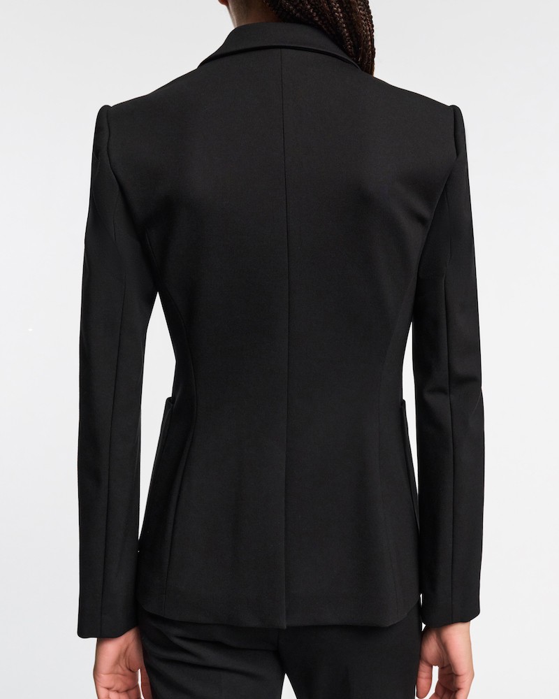 Dorothee Schumacher Emotional Essence Blazer Pure Black på model bagfra