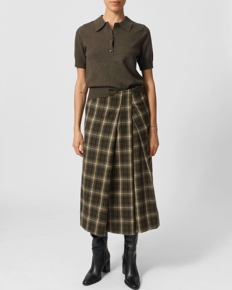 Lovechild 1979 Violette Polo Army Melange kortærmet strik på model