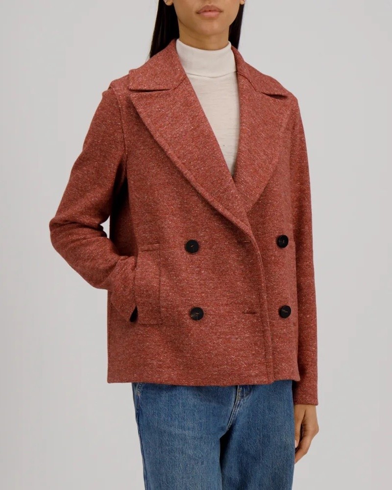 Harris Wharf London Peacoat Donegal Pink på model