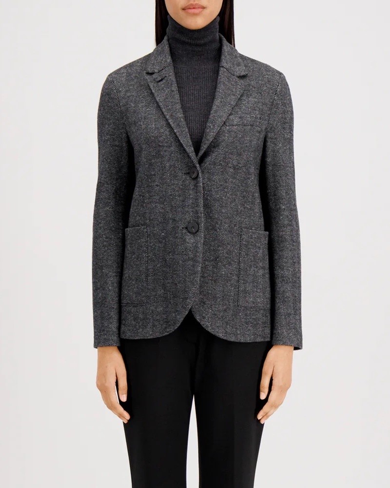 Harris Wharf London Blazer Salt & Pepper Herringbone på model