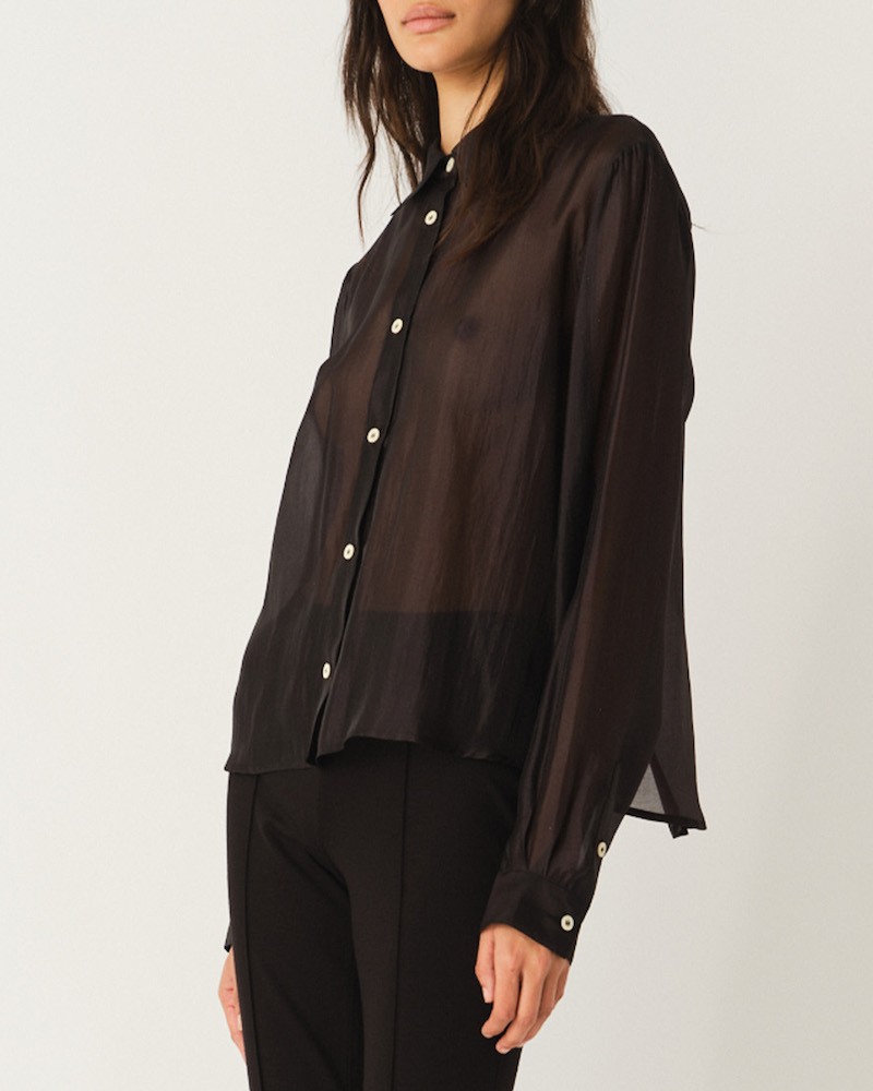 The Garment Gilian Sort Skjorte på model