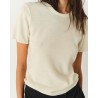 The Garment Como Knit Tee Cream kortærmet strik på model