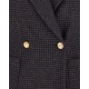 Close up af Harris Wharf London brun og blå ternet houndstooth blazer med guldfarvede knapper