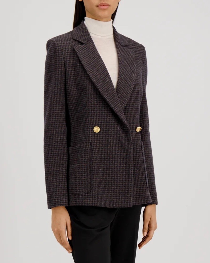 Harris Wharf London Blazer Brown & Blue Houndstooth på model