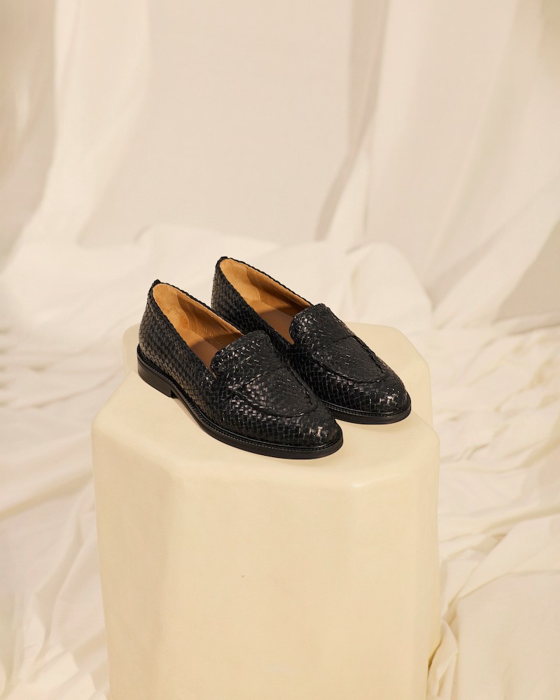 Image af Angulus 1706 Penny Loafer sort flettet skind