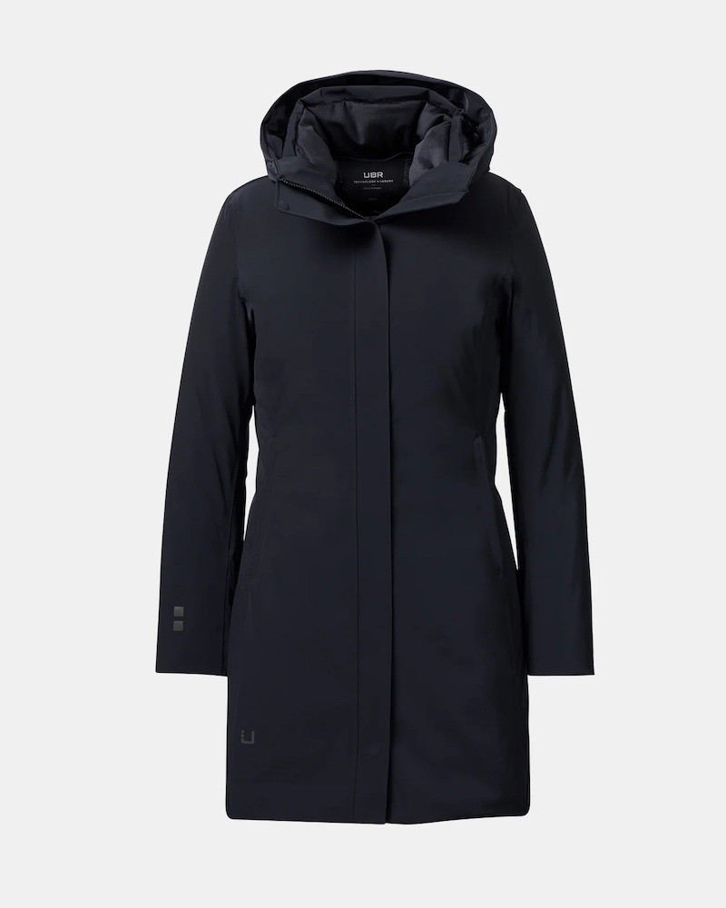Pack shot af UBR White Heat Down Parka Black på neutral baggrund
