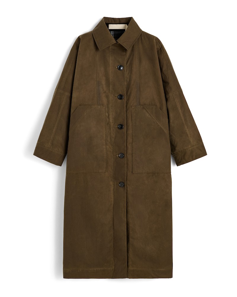 Pack shot af Aiayu Jay Coat Oilskin Bark Frakke på hvid baggrund