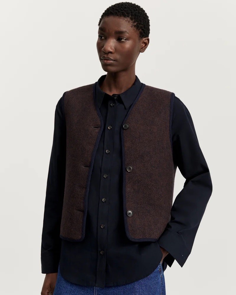 Aiayu Hilda Navy Melange på model