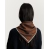 Aiayu Malila Scarf Mix Chocolate silketørklæde på model