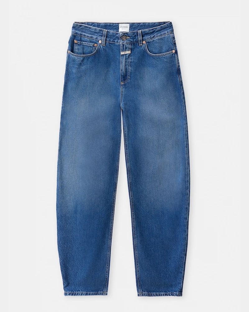 Pack shot af Closed Jazzie Jeans Mid Blue på neutral baggrund