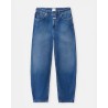 Pack shot af Closed Jazzie Jeans Mid Blue på neutral baggrund