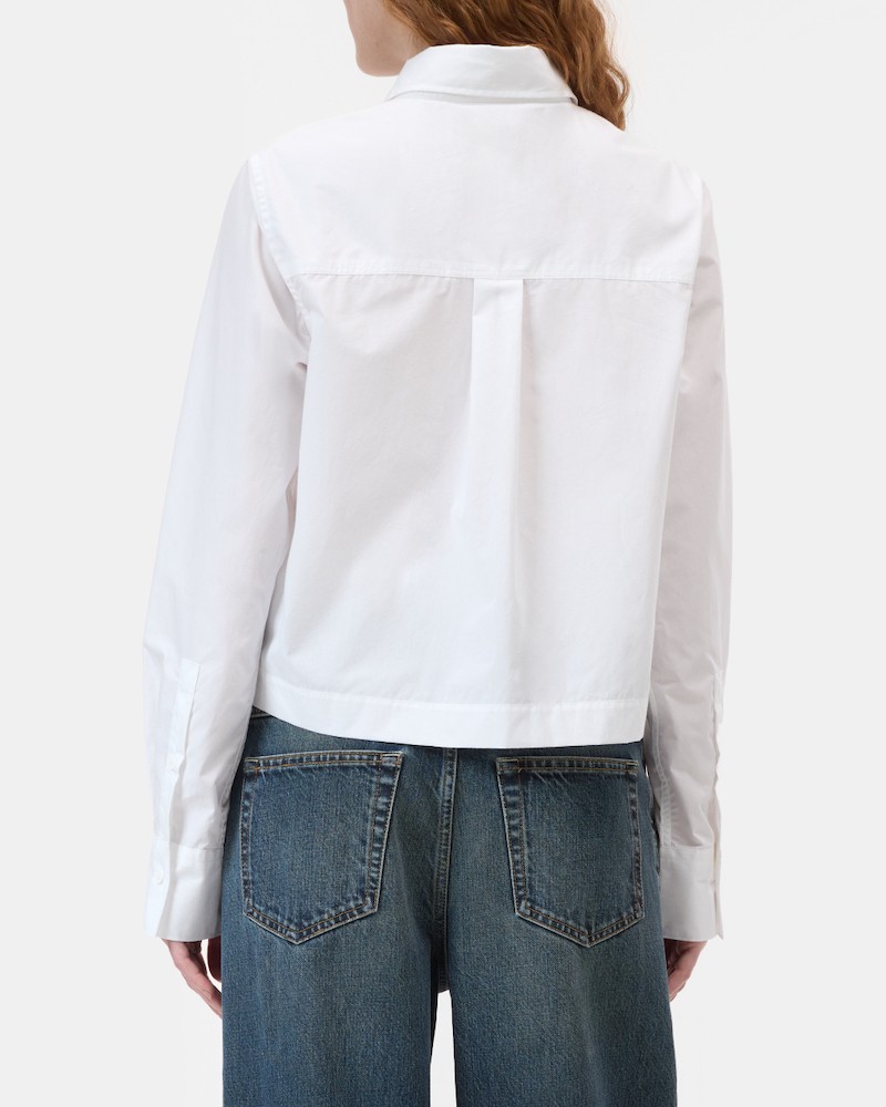 Model billede af Closed Cropped Classic Shirt White bagfra