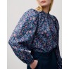 Modelbillede af Apof Audrey Shirt Kazusa Liberty skjorte