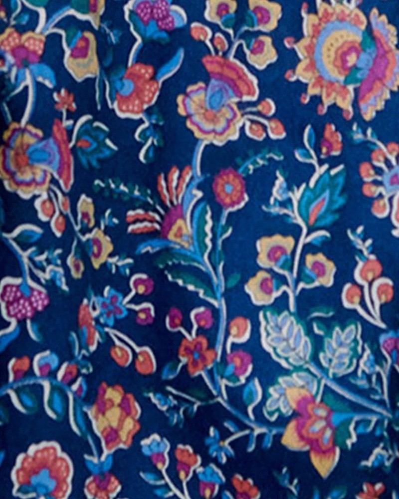 Close up af Audrey skjorte I Liberty Kazusa blomstret print