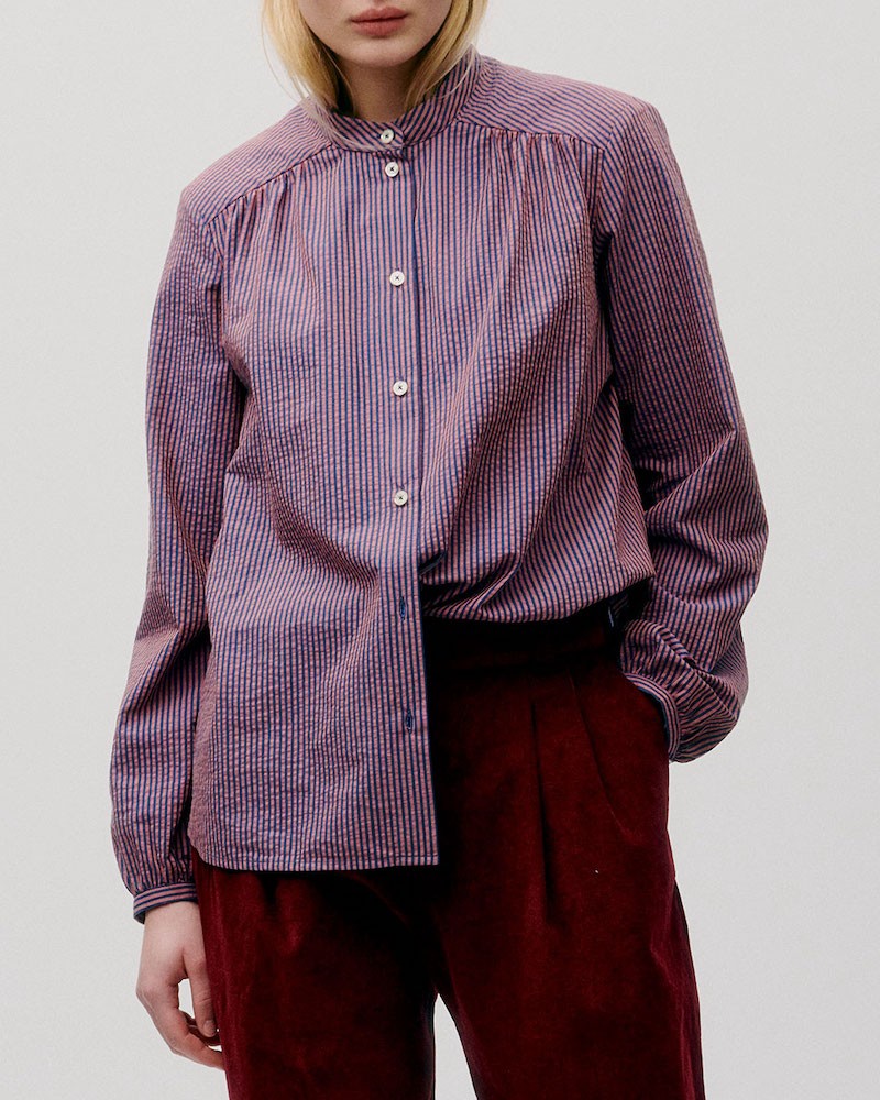 Modelbillede af Apof skjorte Rollo print