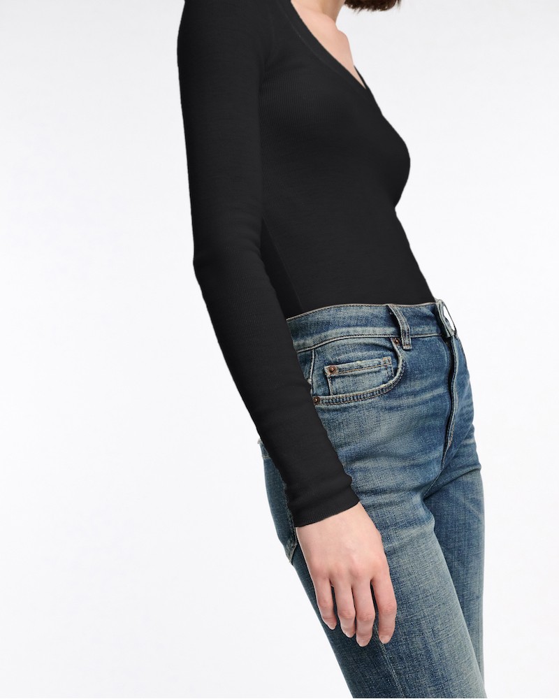 Modelbillede af Dorothee Schumacher sort merino strik