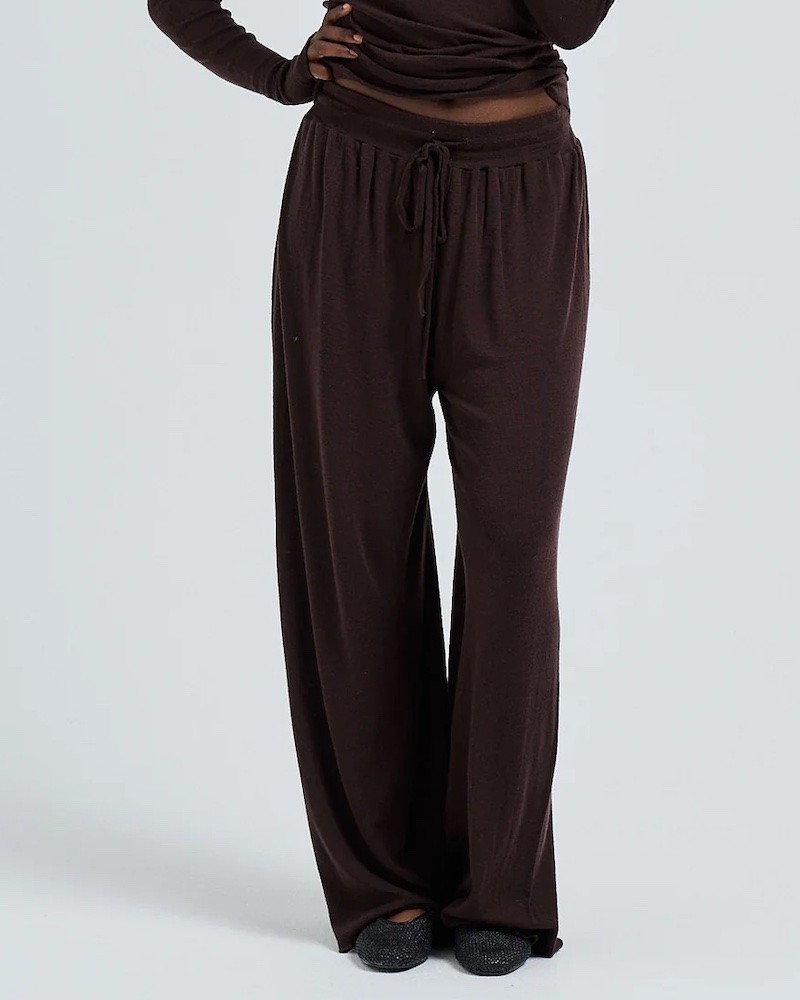 Model billede af Seamless Basic Barbera Wool Dark Brown