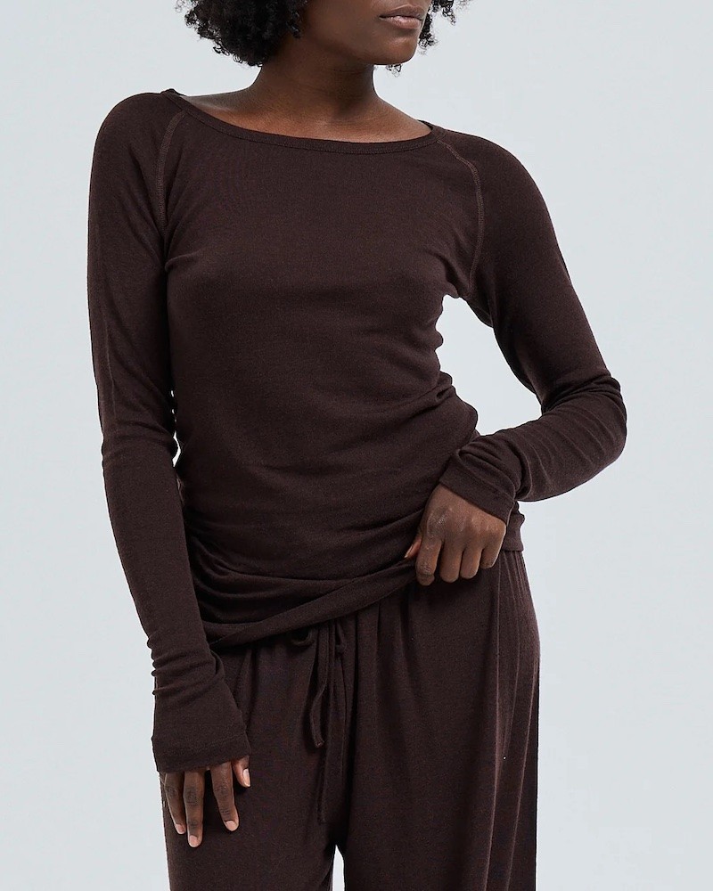 Model billede af Seamless Basic Jade Wool Dark Brown