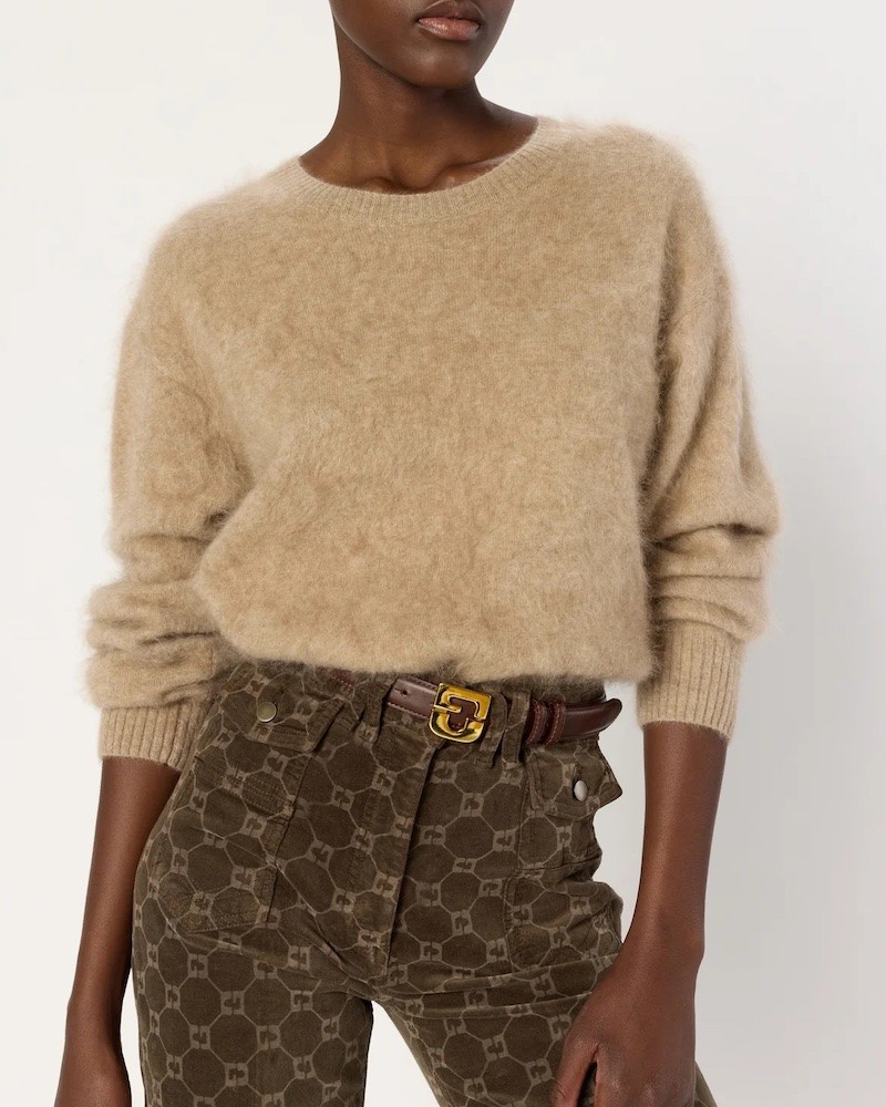 Model billede af Gerard Darel Elina beige cashmere strik