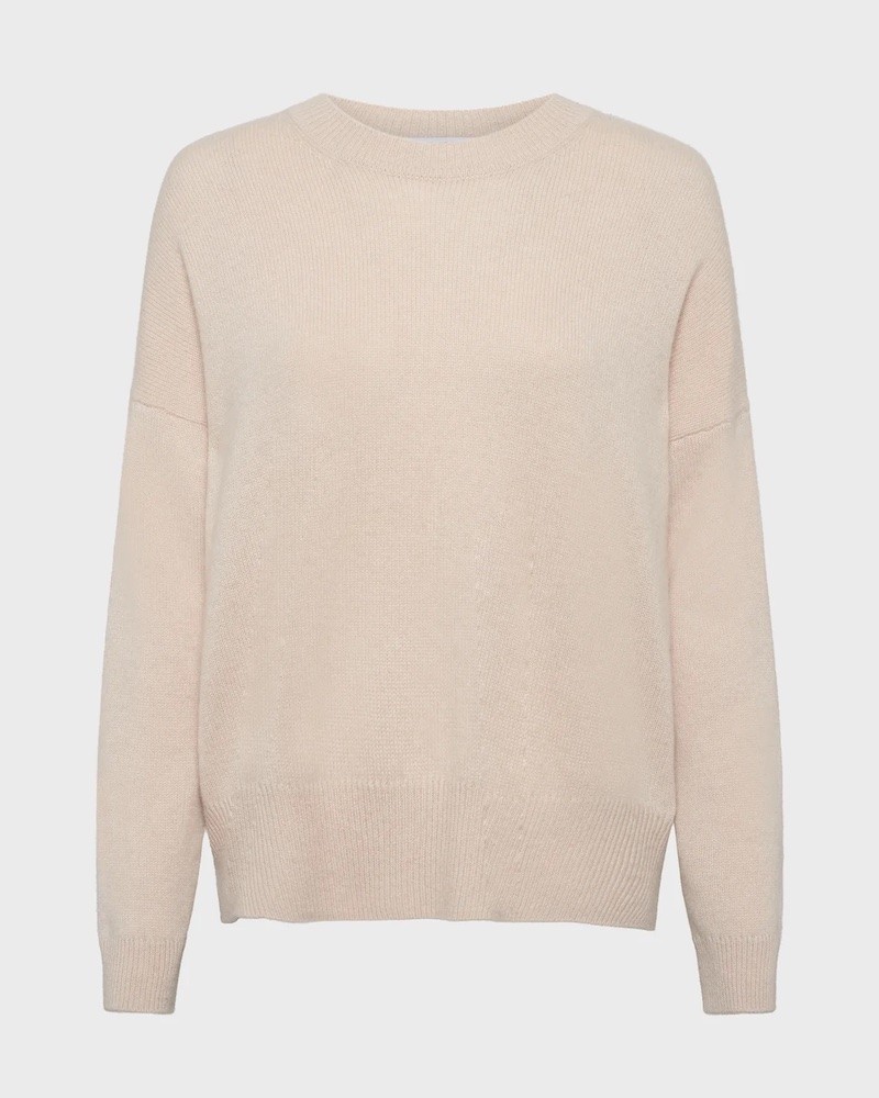 Pack shot af Gerard Darel Ema Cashmere Natural strik på neutral baggrund