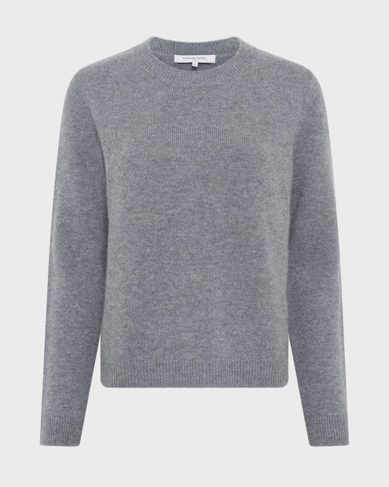 Pack shot af Gerard Darel grå Emelyne cashmere strik trøje på neutral baggrund