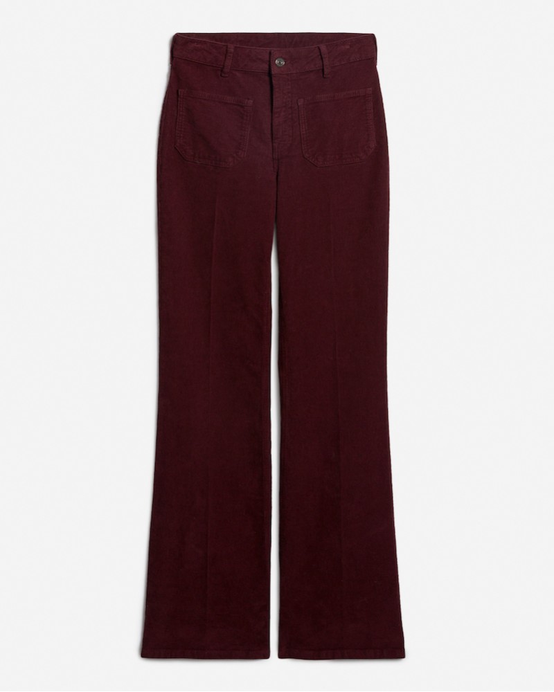 Pack shot af Vanessa Bruno Dompay Corduroy Bordeaux på neutral baggrund