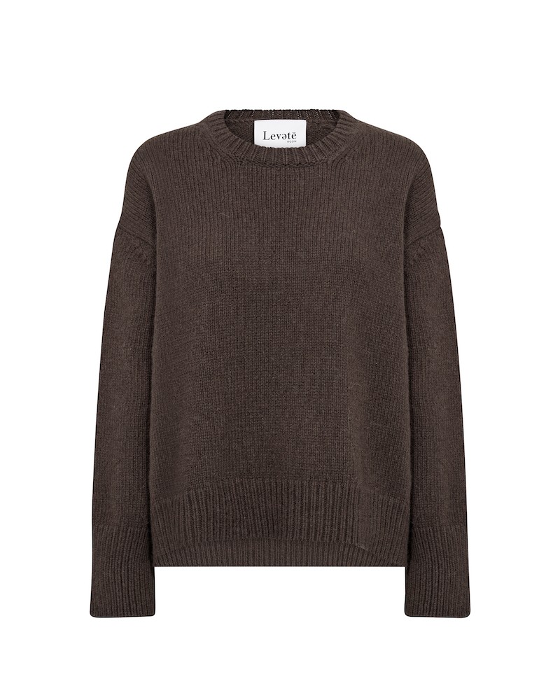 Pack shot af Leveté Room Perle 1 Sweater Dark Brown på neutral baggrund