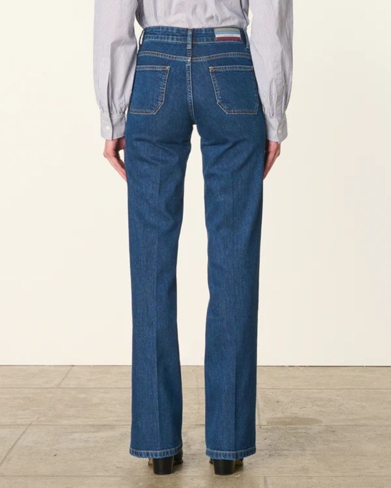 Model billede af Vanessa Bruno Dompay Jeans Royal Blue Denim bagfra