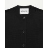 Close up af Aiayu Elva sort strik vest og logo