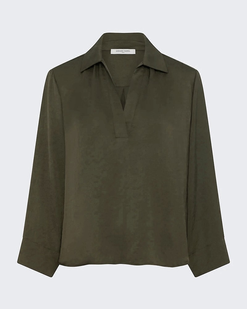 Pack shot af Gerard Darel Alina bluse khaki på neutral baggrund