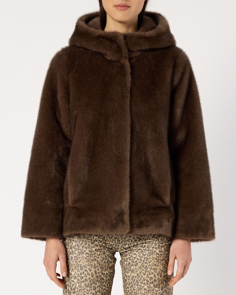 Model billede af Gerard Darel Morgane Jacket Fake Fur Brown