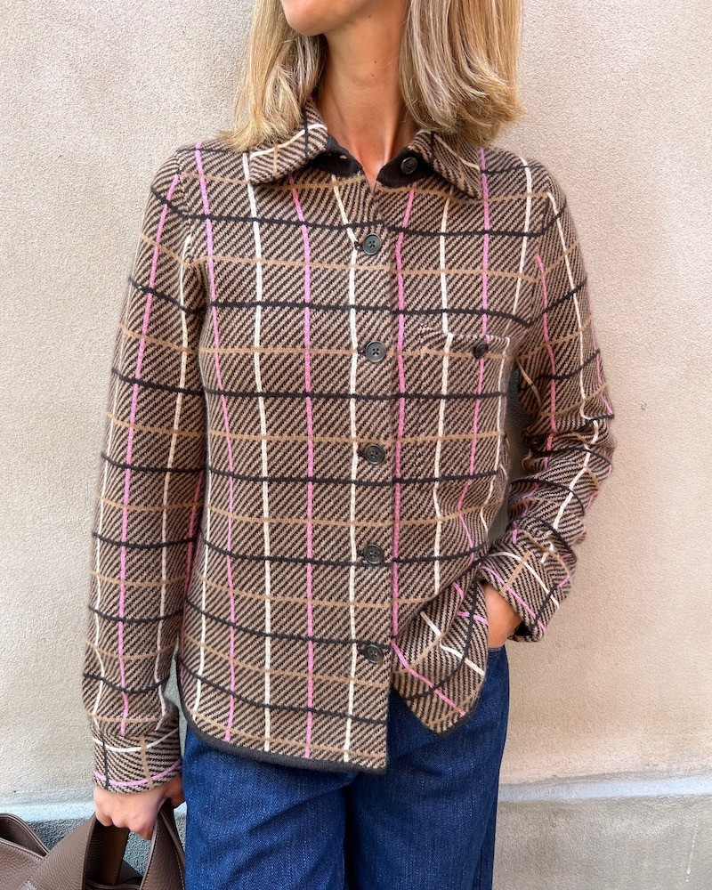 Pack shot af Guest In Residence Dylan Plaid Shirt Burnt Cocoa Combo